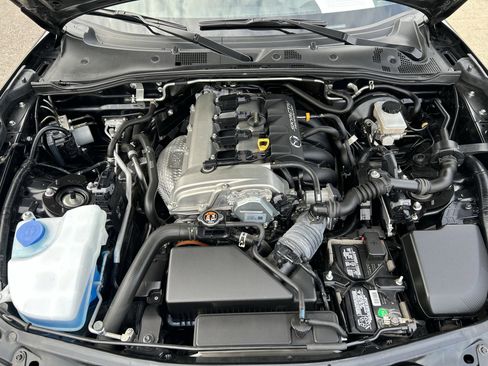 Used 2017 MAZDA MX-5 Miata RF Grand Touring image 24