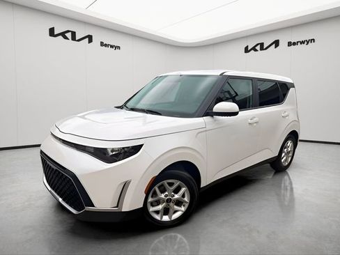 Certified 2025 Kia Soul LX w/ LX Technology Package FWD image 1