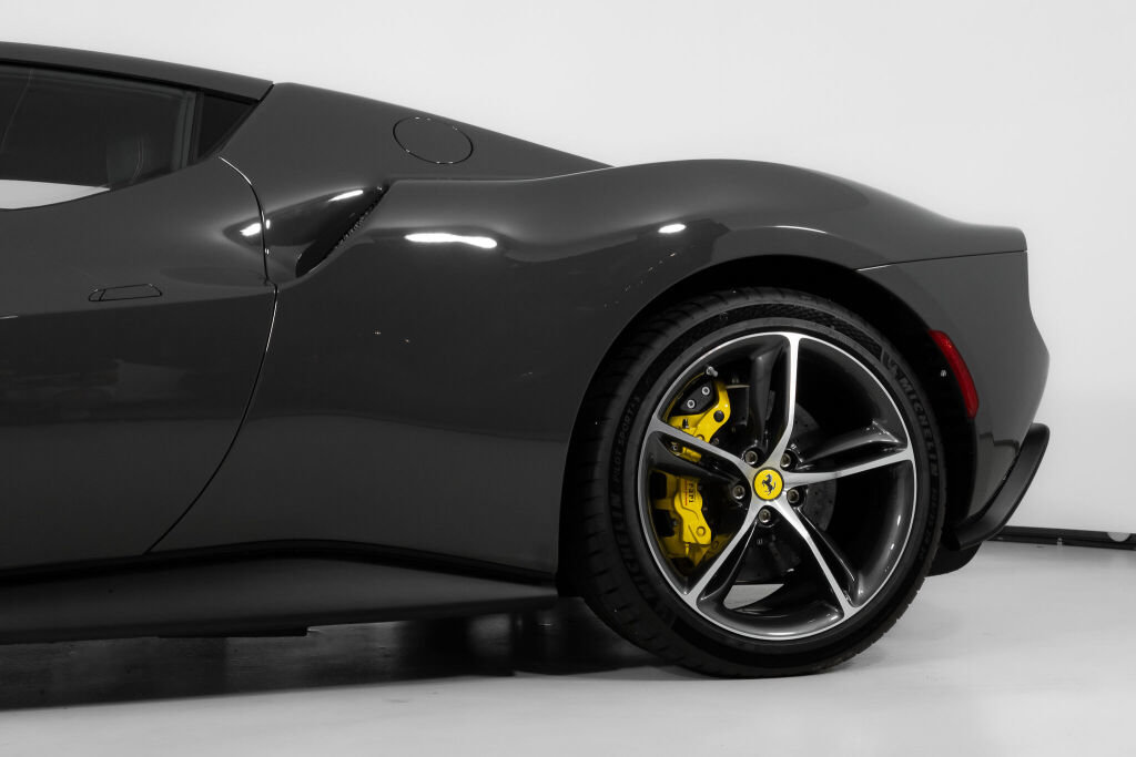Used 2024 Ferrari 296 GTB RWD image 12