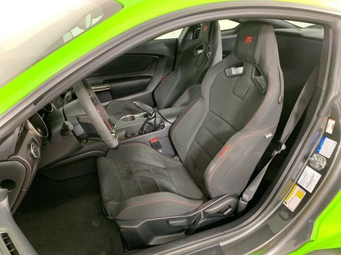 Used 2016 Ford Mustang Shelby GT350R w/ GT350R Equipment Group 920A image 24