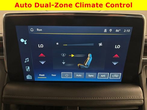 Used 2022 Chevrolet Tahoe Z71 w/ Luxury Package AWD/4WD image 21