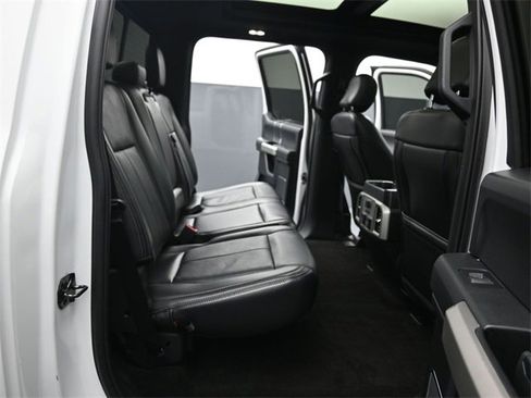 Certified 2019 Ford F150 Lariat w/ Equipment Group 502A Luxury image 24