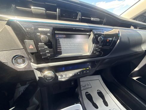 Used 2016 Toyota Corolla S FWD image 18