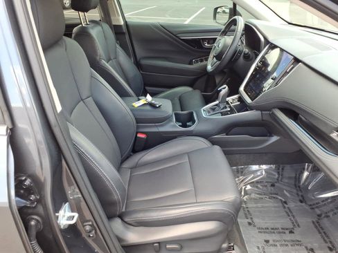 Used 2024 Subaru Outback Limited AWD/4WD image 17