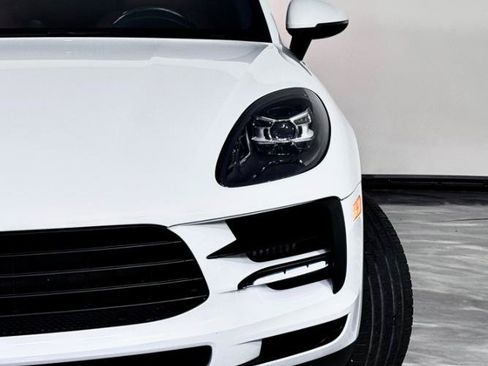 Used 2019 Porsche Macan S AWD/4WD image 6
