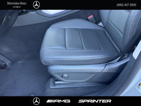 Used 2025 Mercedes-Benz GLE 350 4MATIC image 13