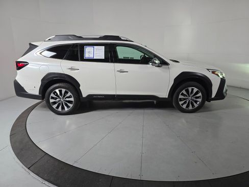 Certified 2023 Subaru Outback Touring XT image 6