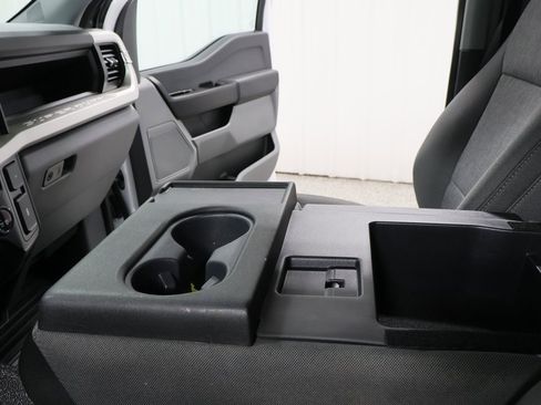 Used 2024 Ford F250 XL w/ XL Chrome Package image 18