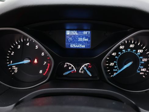 Used 2014 Ford Focus S FWD image 18