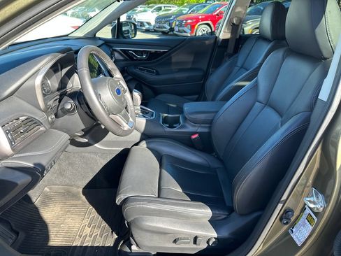 Used 2023 Subaru Outback Touring XT w/ Popular Package #2 AWD/4WD image 12