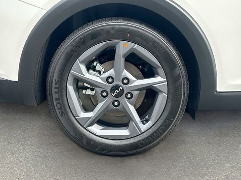 New 2025 Kia K4 LXS image 28