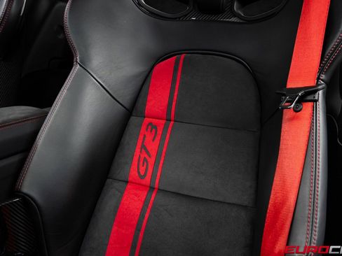 Used 2018 Porsche 911 GT3 RWD image 45