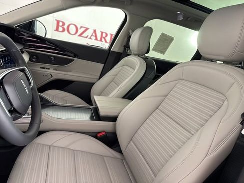 New 2026 Lincoln Nautilus Reserve image 13