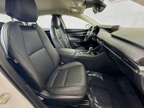 Used 2023 MAZDA MAZDA3 s FWD image 25
