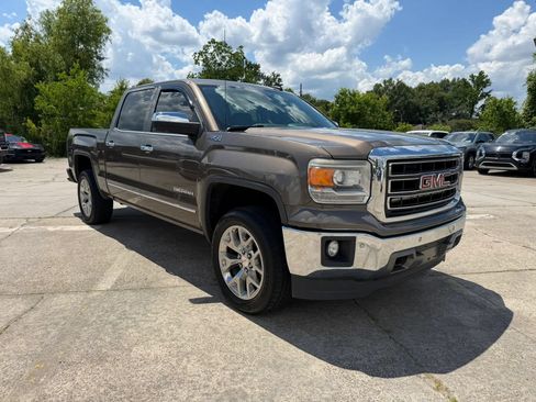 Used 2015 GMC Sierra 1500 SLT w/ SLT Crew Cab Value Package AWD/4WD image 8