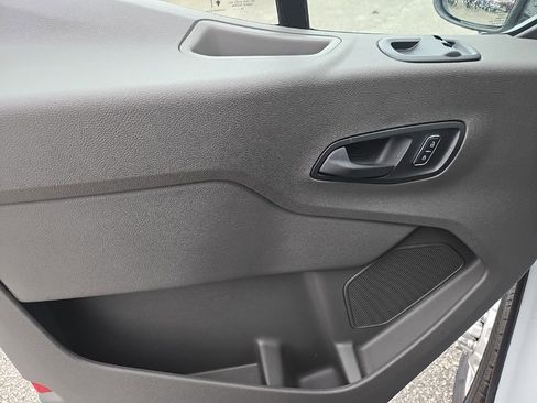 Used 2024 Ford Transit 250 148 Medium Roof Extended AWD w/ Exterior Upgrade Package image 12