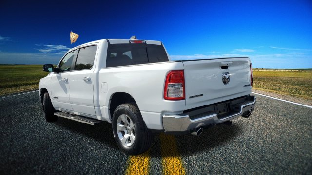 Used 2021 RAM 1500 Big Horn AWD/4WD image 2