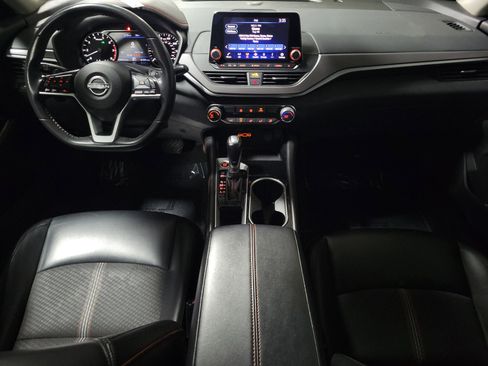 Used 2024 Nissan Altima 2.5 SR image 11