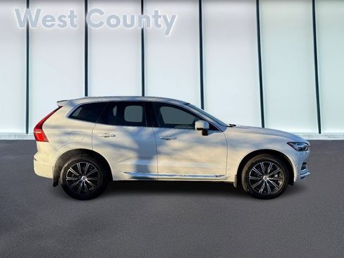 Used 2019 Volvo XC60 T5 Inscription image 2