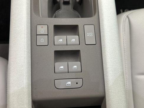 Used 2024 Hyundai Ioniq 6 SEL AWD/4WD image 19