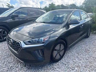 Used 2022 Hyundai Ioniq SE