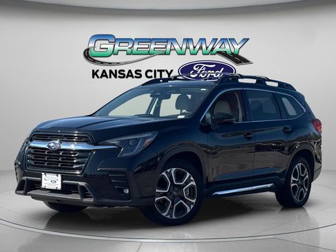 Used 2023 Subaru Ascent Limited AWD/4WD image 3