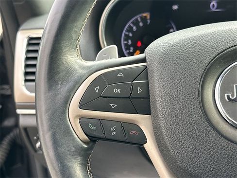 Used 2017 Jeep Grand Cherokee Limited w/ Trailer Tow Group IV image 18