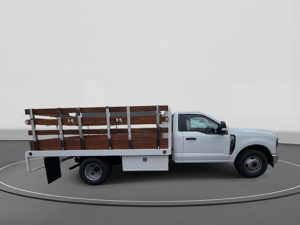 New 2026 Ford F350 XL w/ XL Chrome Package RWD image 4