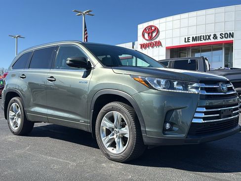 Used 2019 Toyota Highlander Limited image 2