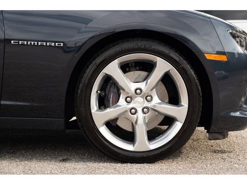 Used 2014 Chevrolet Camaro SS w/ RS Package RWD image 10