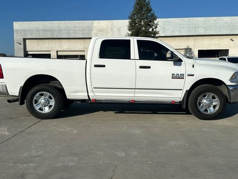 Used 2017 RAM 2500 Tradesman w/ Chrome Appearance Group image 9