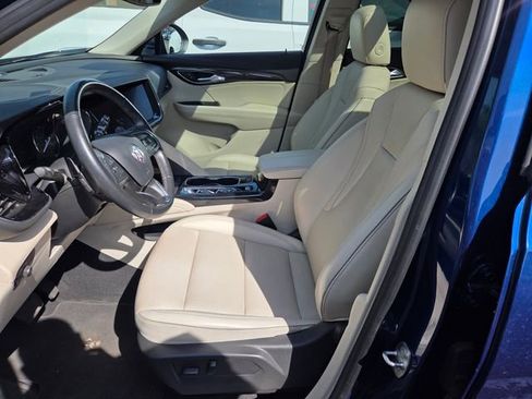 Used 2022 Buick Envision Essence w/ Safety Package image 9