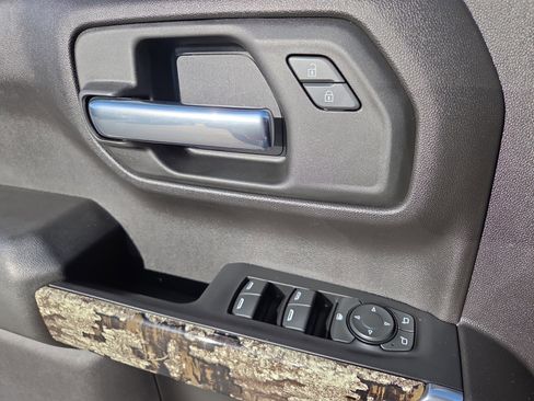 Used 2021 Chevrolet Silverado 1500 Custom Trail Boss w/ Realtree Special Edition AWD/4WD image 30