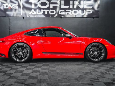 Used 2018 Porsche 911 Carrera T RWD image 18