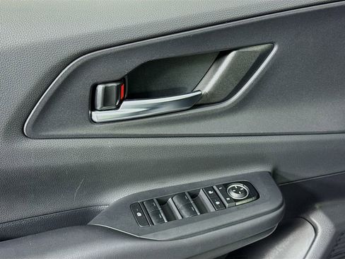 Used 2024 Toyota Prius Prime image 23