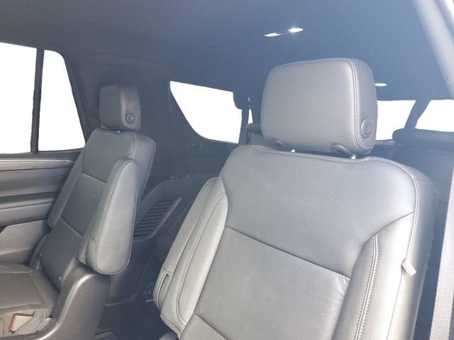 Used 2022 Chevrolet Tahoe Z71 w/ Z71 Off-Road Package AWD/4WD image 26