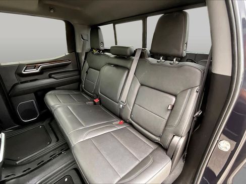 Used 2022 GMC Sierra 1500 Elevation w/ Elevation Premium Package AWD/4WD image 18