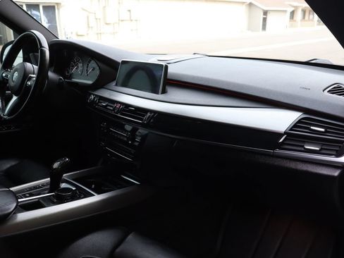 Used 2014 BMW X5 xDrive50i AWD/4WD image 18