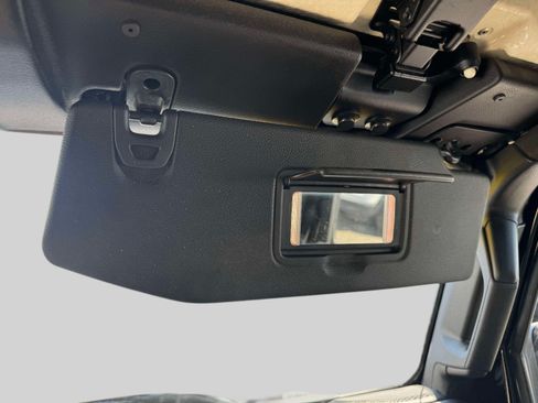 Used 2018 Jeep Wrangler Sport AWD/4WD image 29