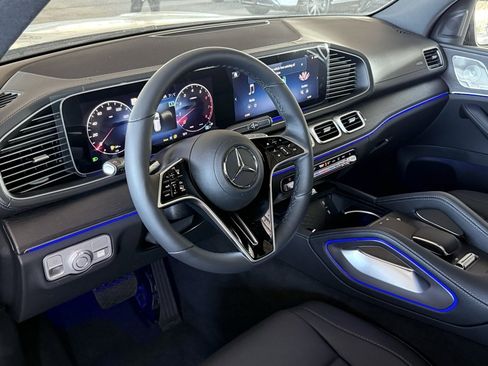 New 2025 Mercedes-Benz GLS 450 GLS 450 image 21