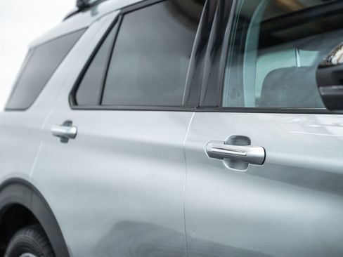 Used 2021 Ford Explorer Limited w/ Equipment Group 301A image 20