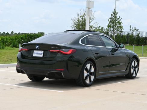 Certified 2023 BMW i4 eDrive35 RWD image 9