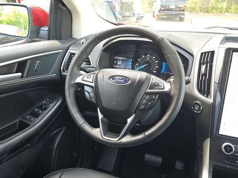 Used 2024 Ford Edge SEL w/ Convenience Package image 37