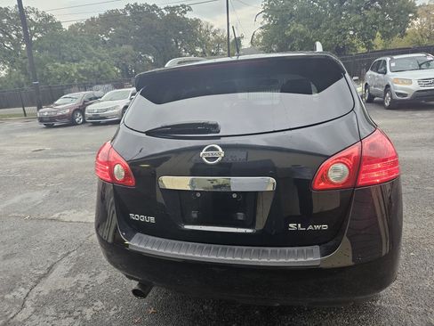 Used 2011 Nissan Rogue SV w/ SL Pkg image 3