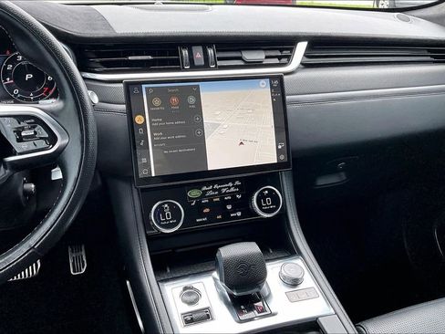 Used 2021 Jaguar F-PACE SVR AWD/4WD image 8