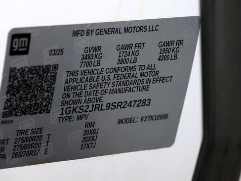 Used 2025 GMC Yukon XL Denali AWD/4WD image 43