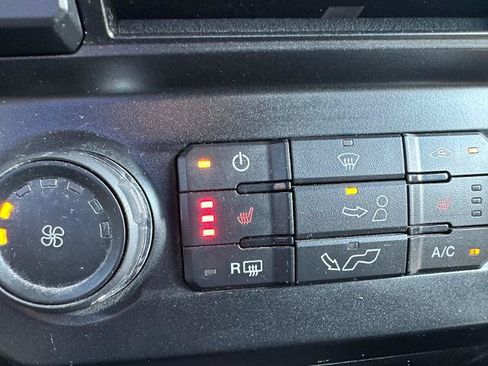 Used 2016 Ford F150 XLT w/ Equipment Group 302A Luxury AWD/4WD image 31