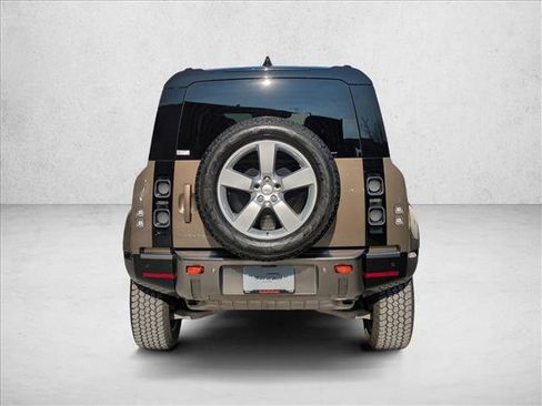 Certified 2024 Land Rover Defender 110 X image 7