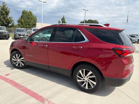 Used 2024 Chevrolet Equinox Premier AWD/4WD image 4