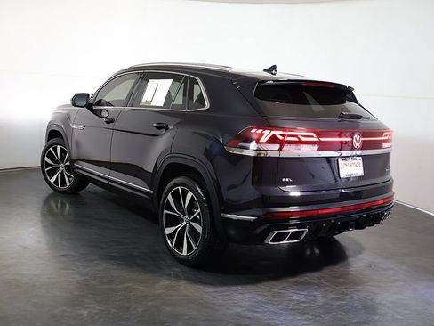 Used 2024 Volkswagen Atlas Cross Sport SEL Premium R-Line AWD/4WD image 2